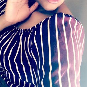 Host Pick 🧚‍♀️Off the shoulder striped romper 2x